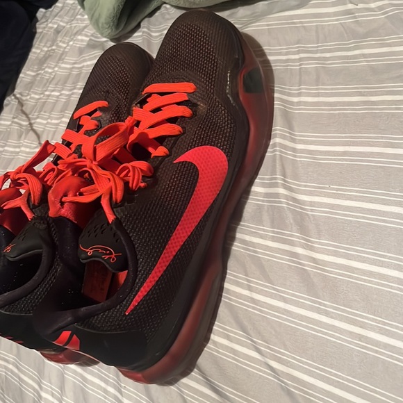 kobe 10 bright crimson - Picture 3 of 6